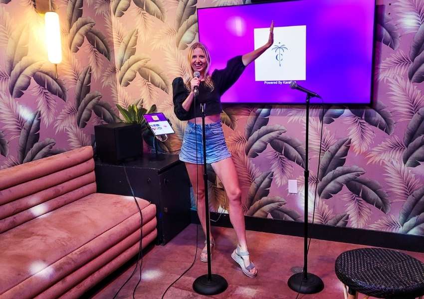 Karaoke in dallas Businesses in Dallas