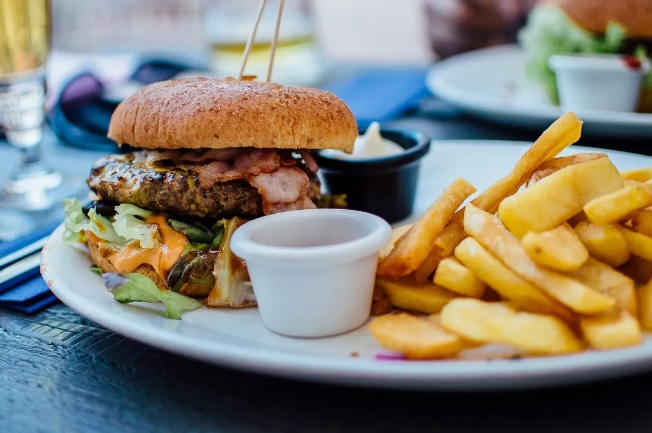 sports bars in clearwater - toucans