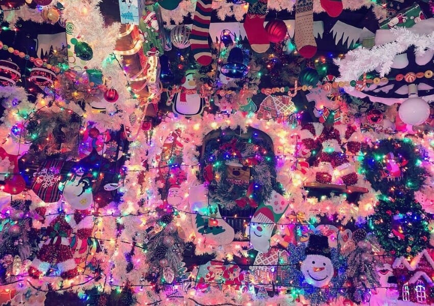 Festive Holiday Themed Bars in Pittsburgh
