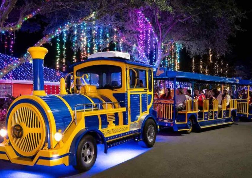 Be Dazzled By These Holiday Lights in Orlando