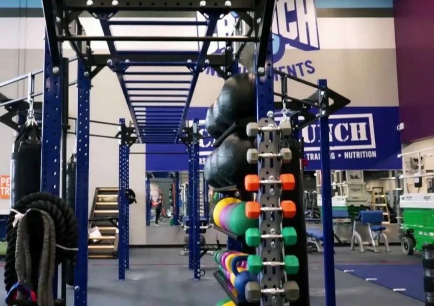 Crunch Fitness Gyms in Channelside