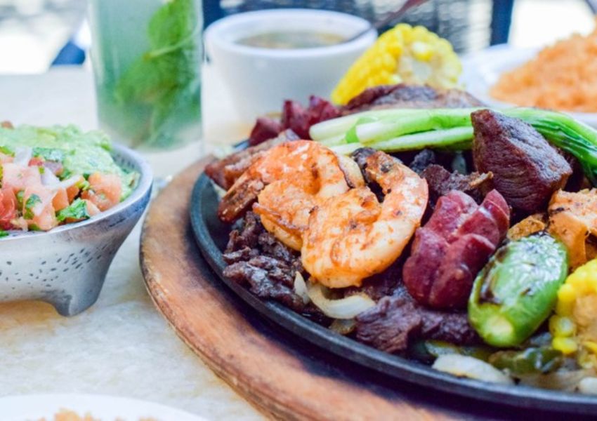 acenar one of the top rated restaurants on the River Walk.