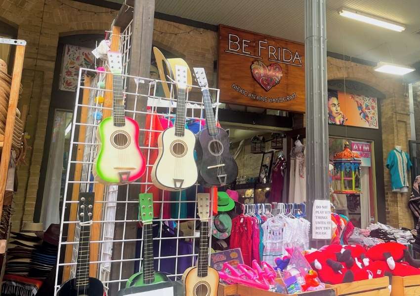 Be Frida Store Front