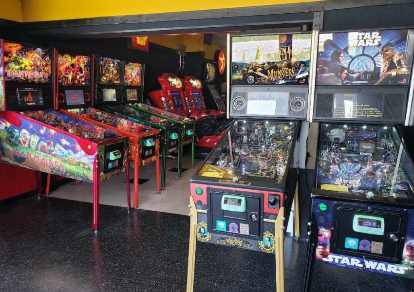 Speedy's Fast Track (Best Arcades in Houston)