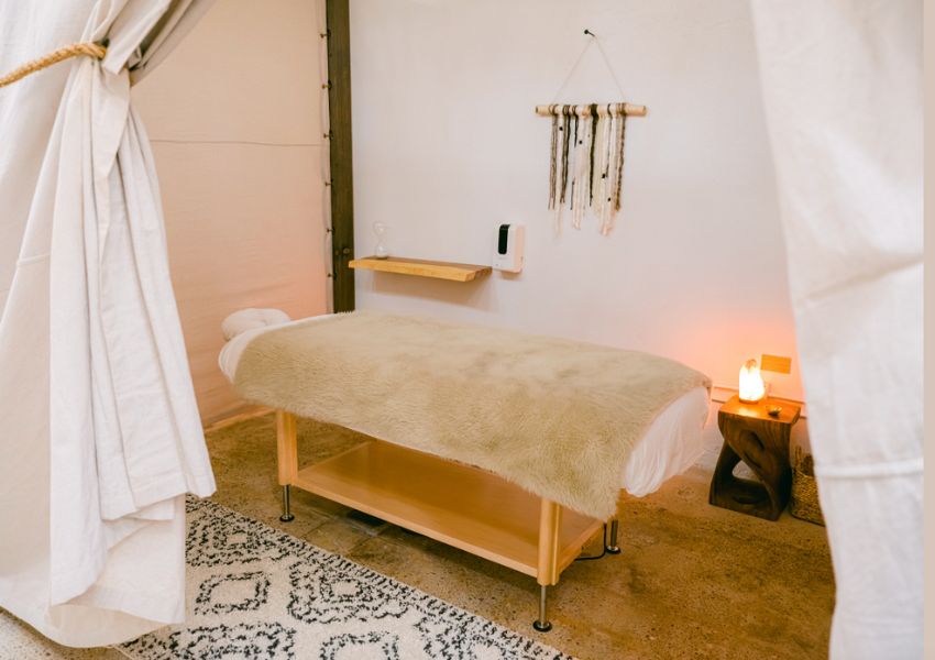 the now massage (pampered in the heights)