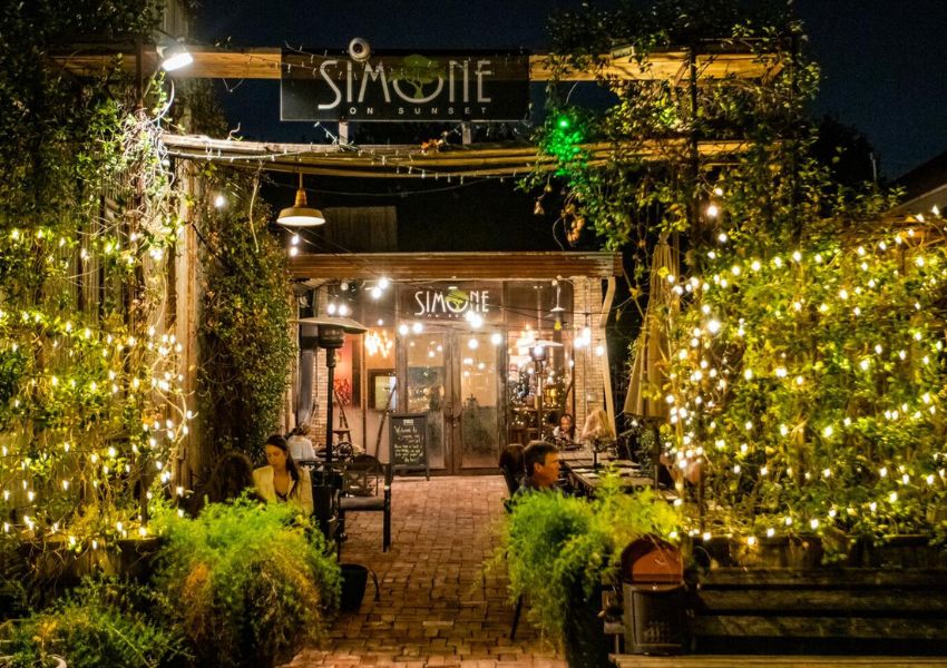 Simone sunset wine bars in Houston