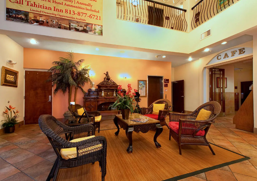 Lobby inn
