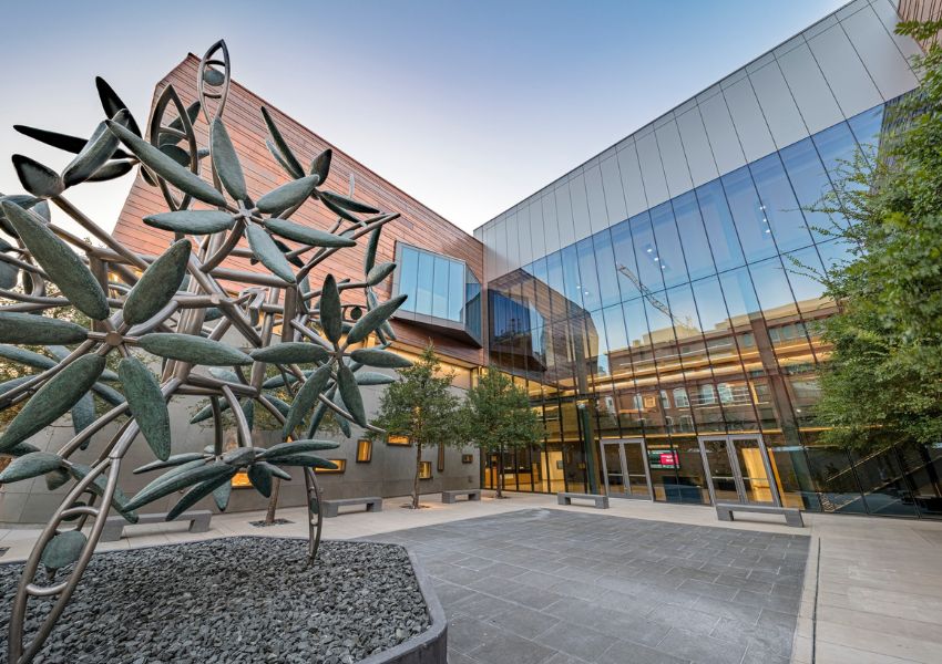 accessible attractions in dallas