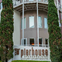 Pierhouse