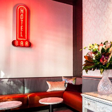 Hotel Bar