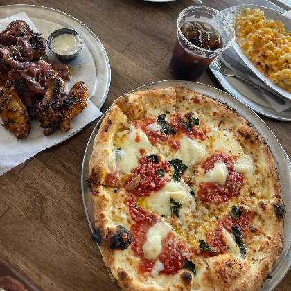 V's Pizza