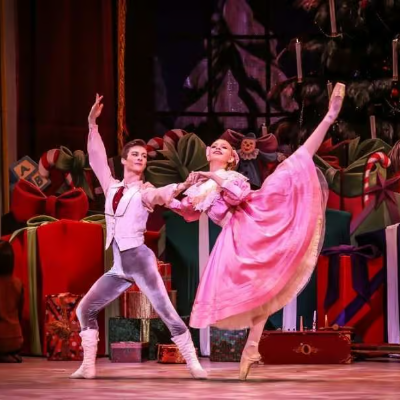Catch a Show at the Straz Center